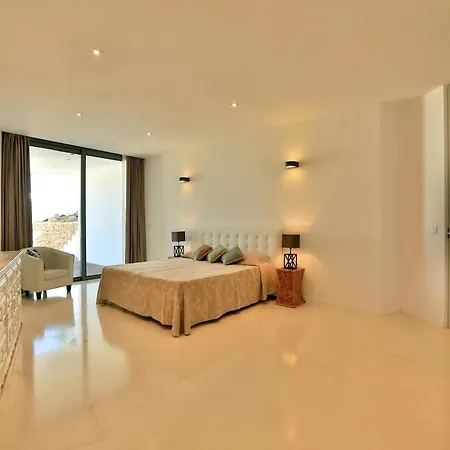 Modern With Vast Terracing * סן חוזה דה סא טלאיה